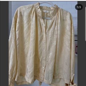 Dôen size small 100 % silk top.  Baltic Jane Rose